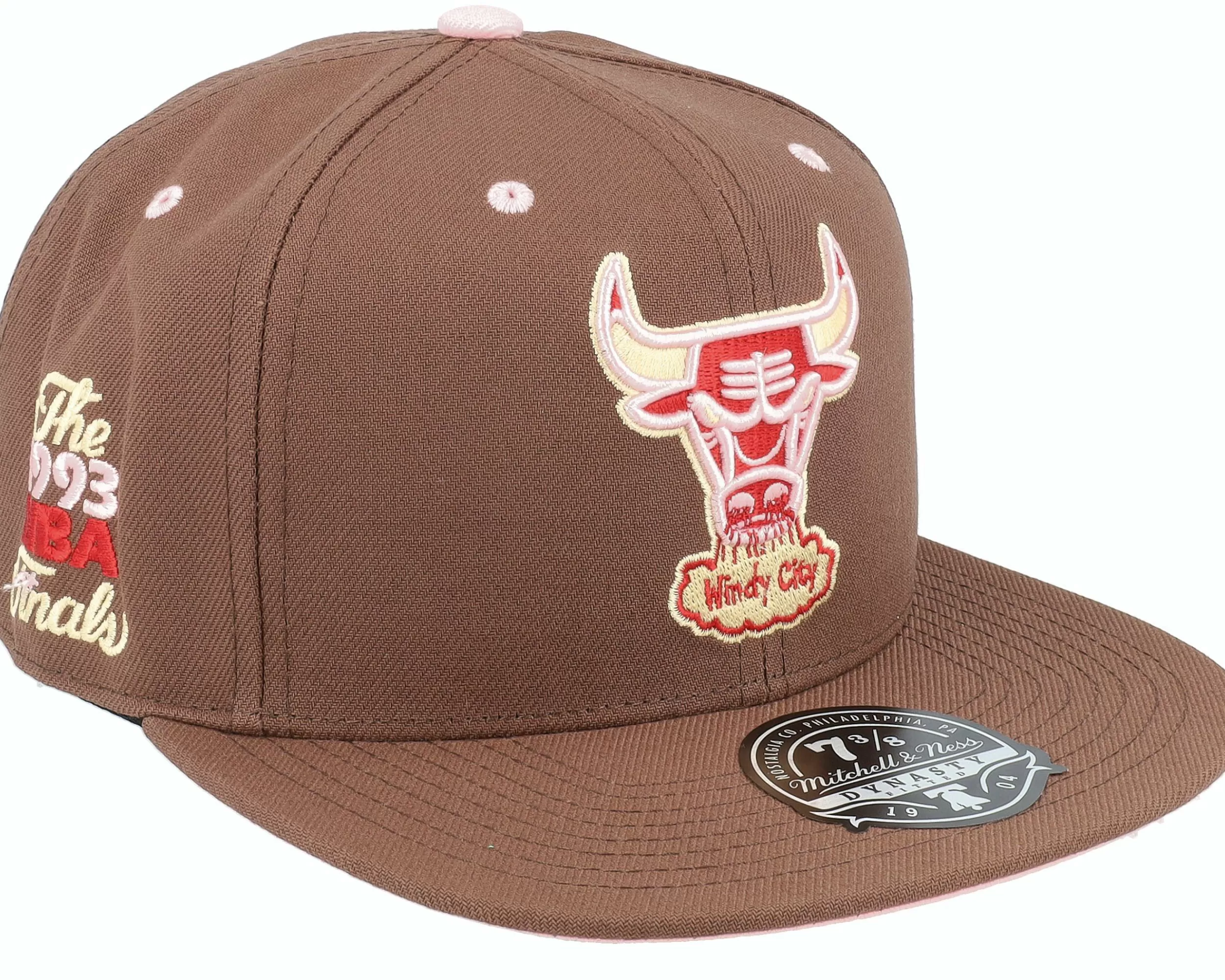 Mitchell & Ness Chicago Bulls Brown Sugar Bacon Fitted - -Unisex Fitted