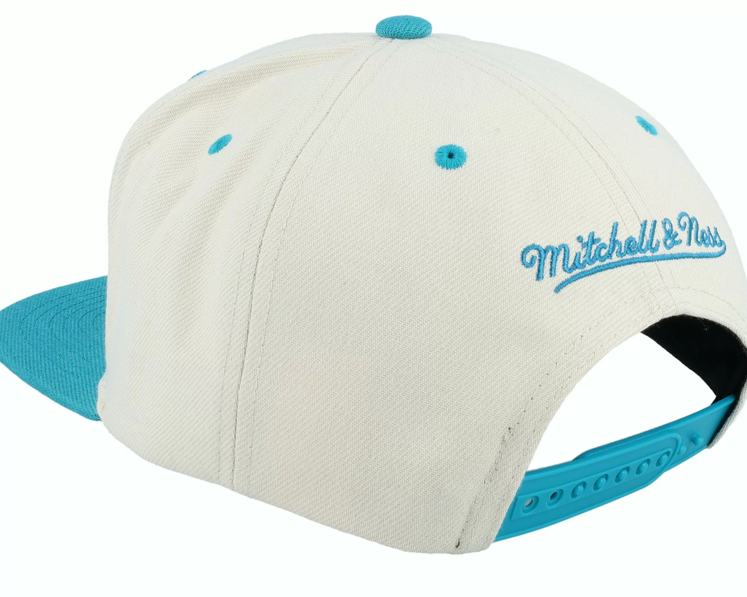 Mitchell & Ness Detroit Pistons Sail Two Tone Hwc Off White Snapback - -Unisex Snapback