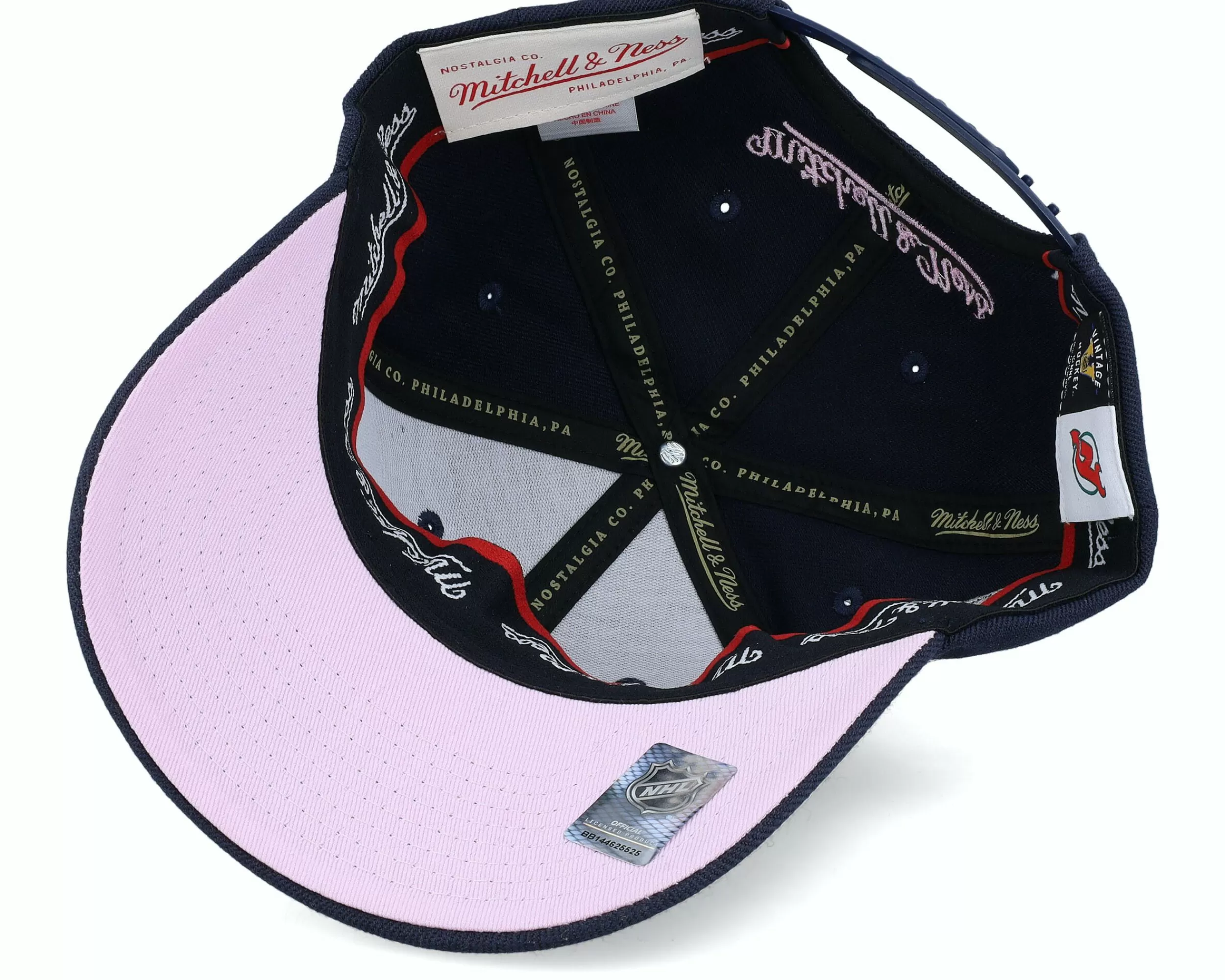 Mitchell & Ness Hatstore Exclusive X New Jersey Devils 20Th Anniversary Patch Navy/Pink Adjustable - -Unisex Adjustable