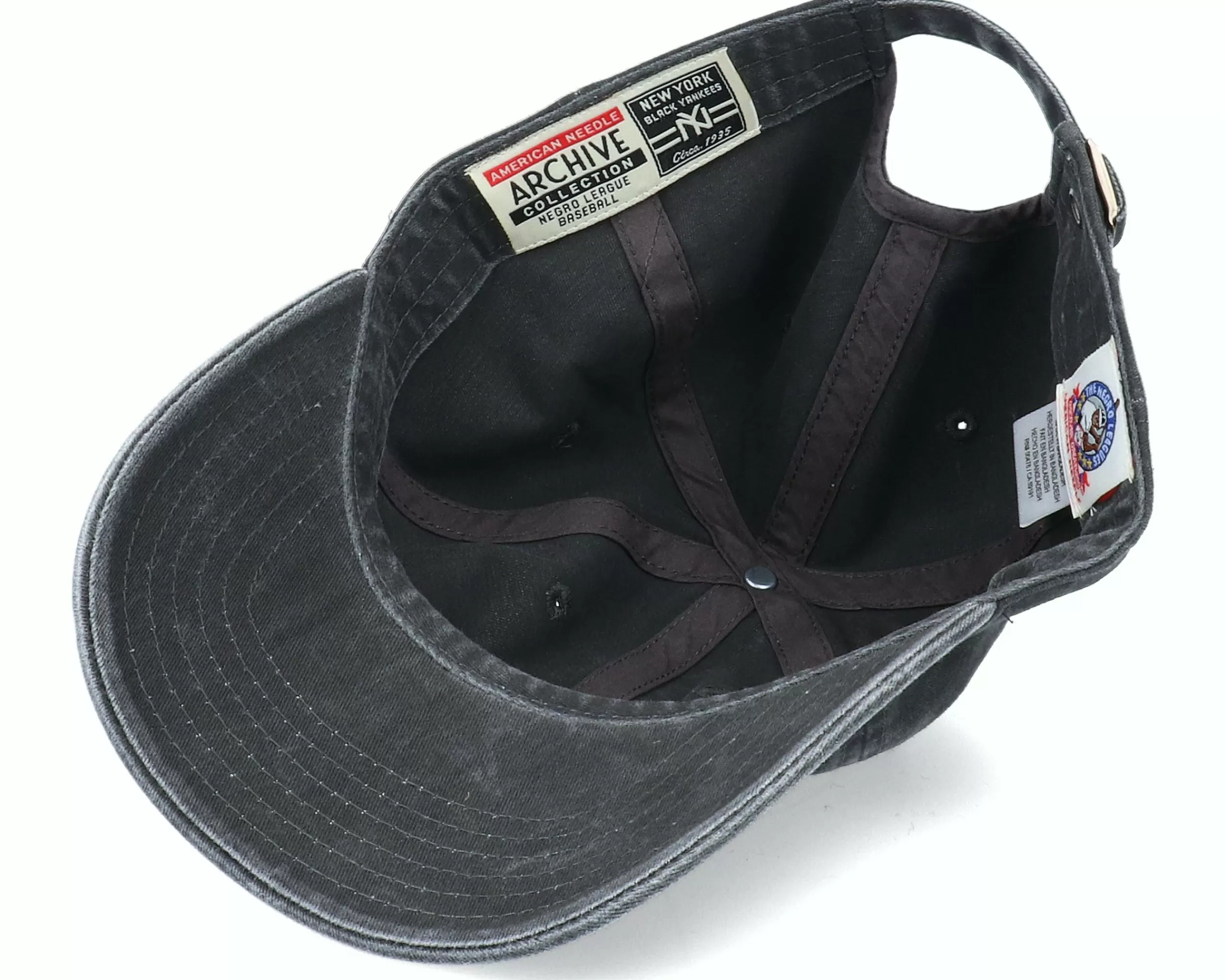 American Needle New York Black Yankees Archive Black Dad Cap - -Unisex Dad Cap