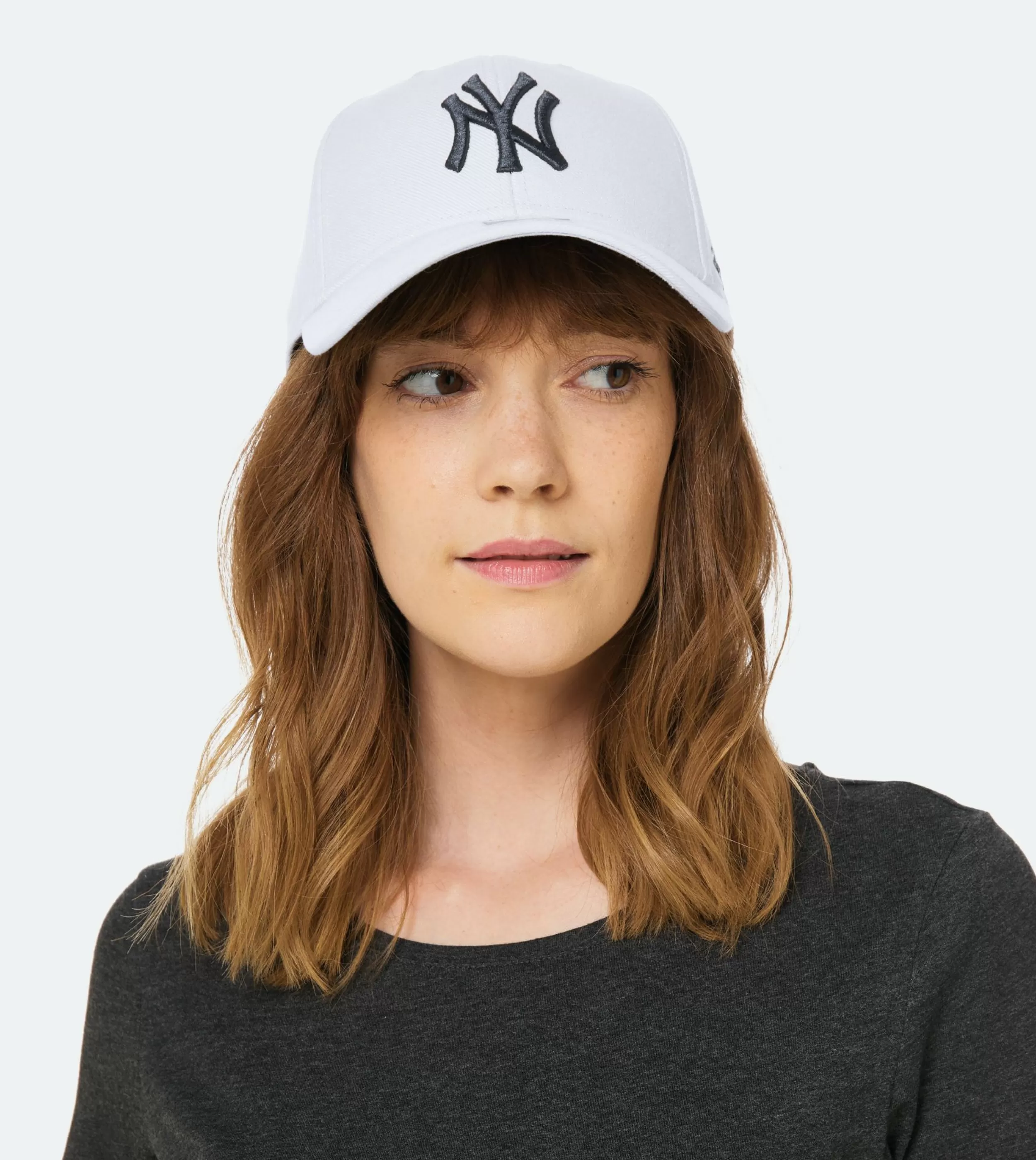 47 Brand New York Yankees Mvp Bone Adjustable - -Unisex Adjustable