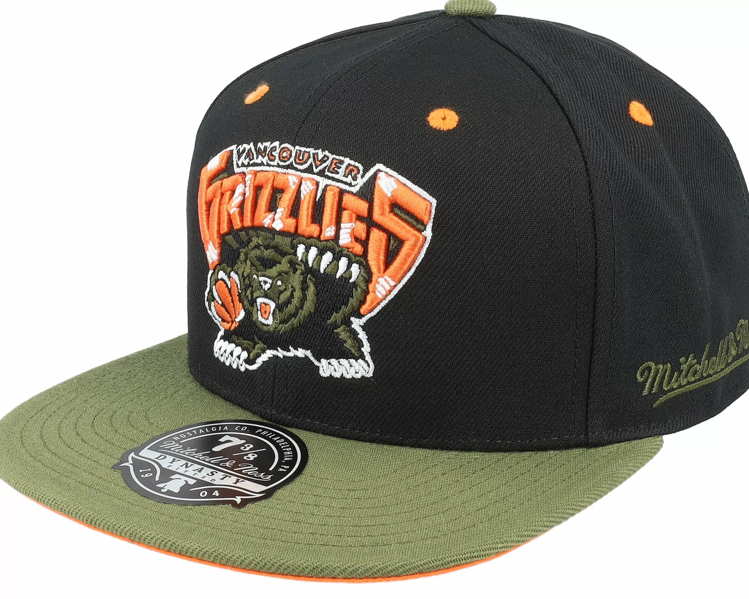 Mitchell & Ness Vancouver Grizzlies Take Flight Black/Green Fitted - -Unisex Fitted